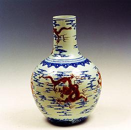 《飞越13号房》下半部《反击》篇今日正式发售，来一场属于我们的反击!       